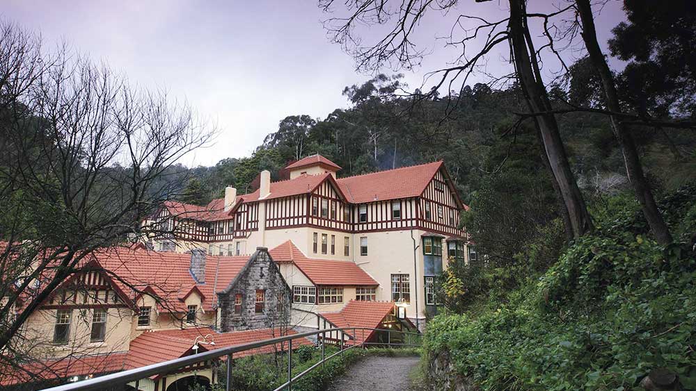 Jenolan Caves House Featured